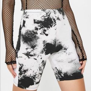 Tie Dye Biker Shorts 🖤🤍